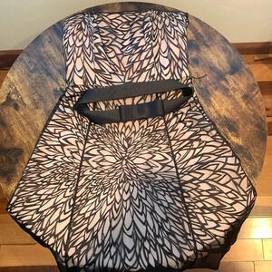 White House Black Market | ladies strapless dress. Size; 6